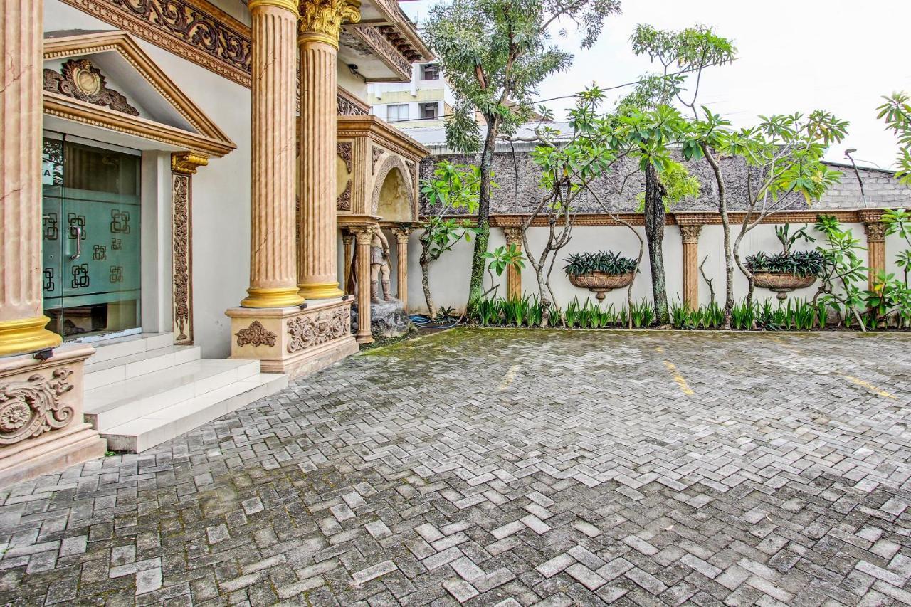 Oyo 91785 Hotel Srikandi Kalasan Tanjungtirto Экстерьер фото