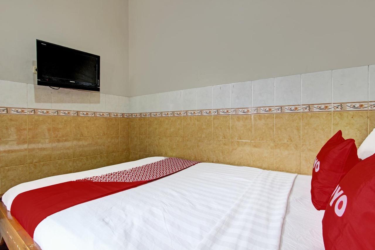 Oyo 91785 Hotel Srikandi Kalasan Tanjungtirto Экстерьер фото